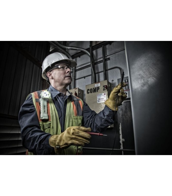 Abgewinkelte Lampe PELI™ 3410PL langnachleuchtend 35014 || Abgewinkelte Lampe 3410PL langnachleuchtend 35014 | MMF.fr