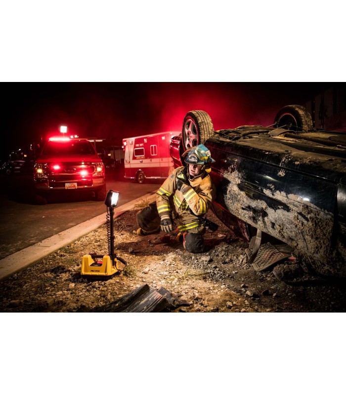Peli™ 9730 RALS - High-power self-contained lighting system