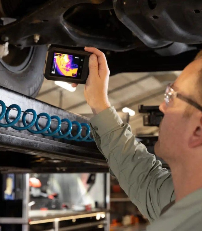 Caméra thermique compacte FLIR C8 | MMF.fr