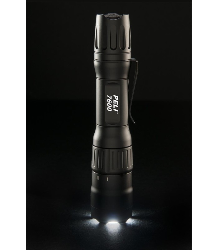Tactical torch PELI™ 7600 rechargeable | MMF.fr