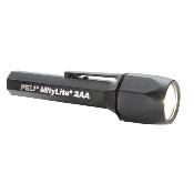 Lampe torche mitylite PELI™  2AA 2300