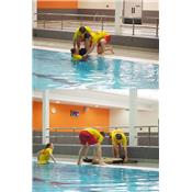 Mannequin de sauvetage en piscine